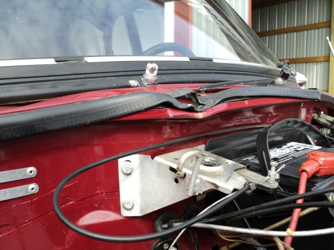 TR6 Collision_3